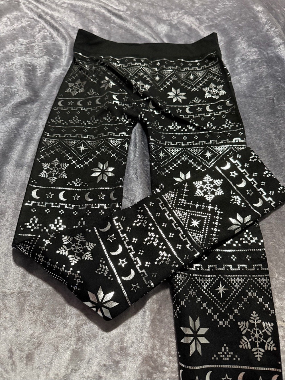 eye candy Black Leggings with Silver Holiday Motif